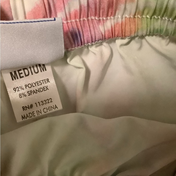 Ocean Blue Women’s Basix of‎ America UPF + protection med tie dye pastel shorts - Picture 5 of 7